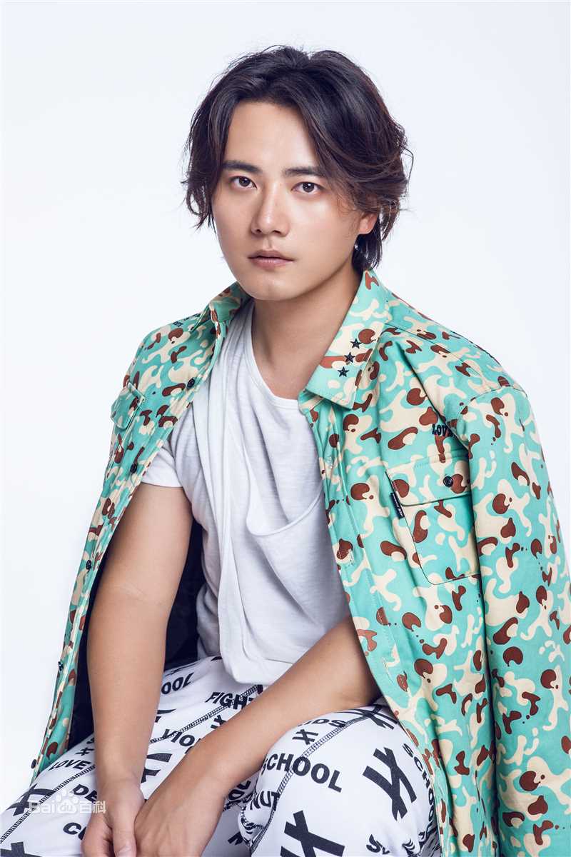 最优质黄阅(Ivan)生活照