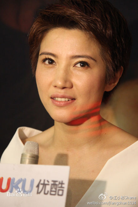 颜丙燕(Yan Bingyan)微博图片素颜照相册