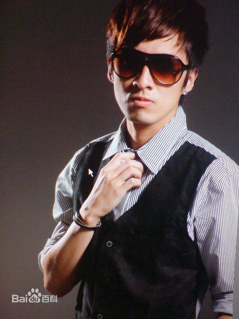 张雁名(Enson)生活照图片图集