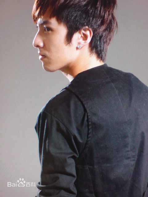 张雁名(Enson)生活照图片图集