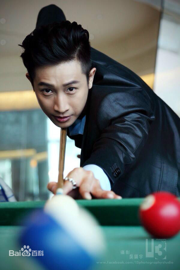 邱凯伟(Darren)生活照前后照片