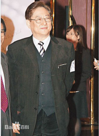 吴思远(See Yuen Ng)左起：余少群、、惠英红素颜照相册