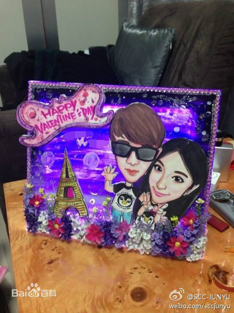 陈静仪(Mia)与男友陈俊宇性感图片图集