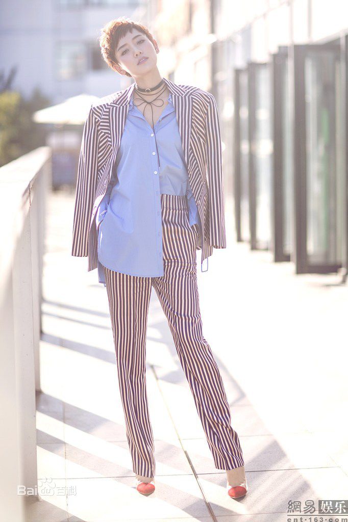 李晓峰街拍前后照片