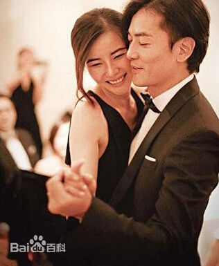 蒙嘉慧(Yoyo Mung)郑伊健婚礼现场前后照片