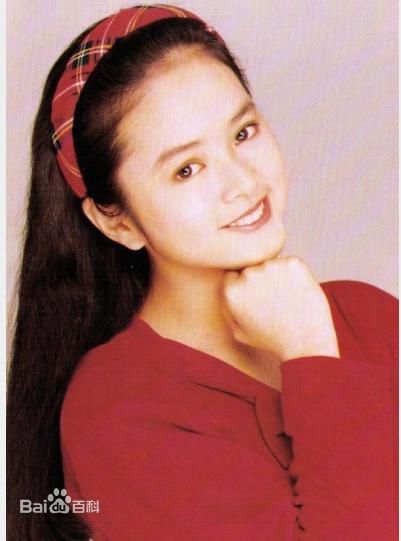 最新叶蕴仪(Gloria Yip Wan-Yee)精彩图册