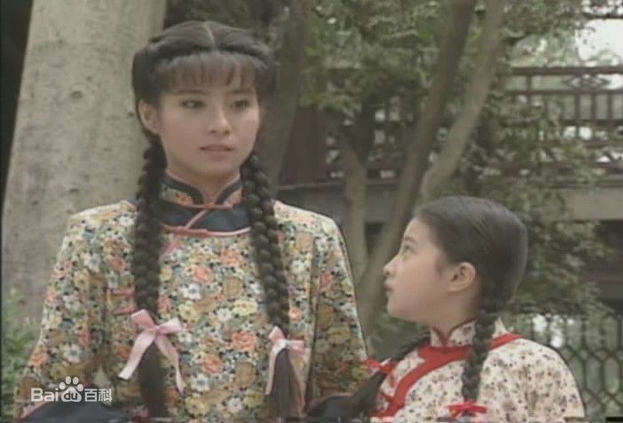 岳翎(LEEN (YUE LING）)1992年《青青河边草》最优质剧照