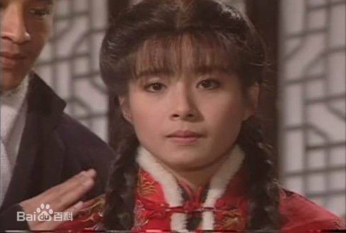 岳翎(LEEN (YUE LING）)1992年《青青河边草》最优质剧照
