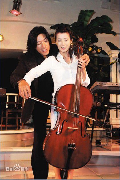 岳翎(LEEN (YUE LING）)2005年《爱恋狂潮）剧照