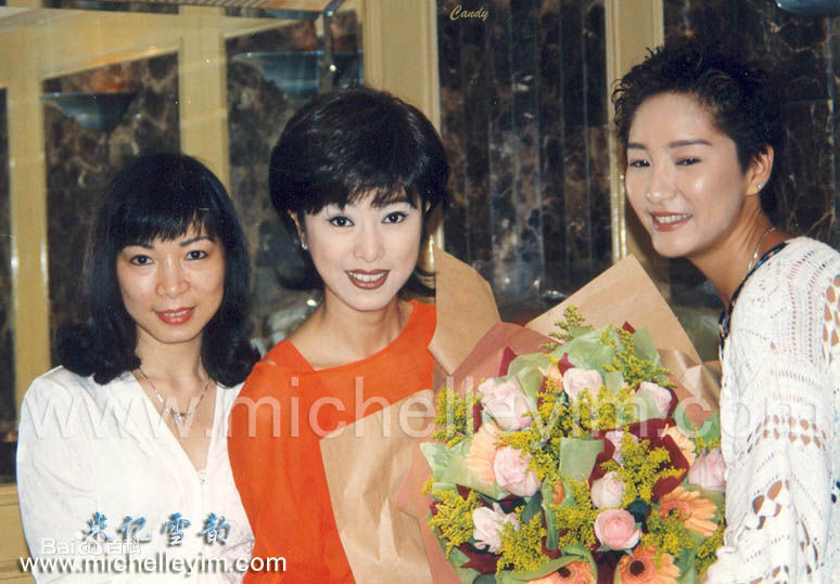 严慧明(Shirley Yim)生活和艺术照素颜照壁纸