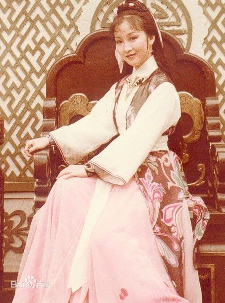 黄杏秀(Cecilia Wong Hang-Sau)古装照图片图册