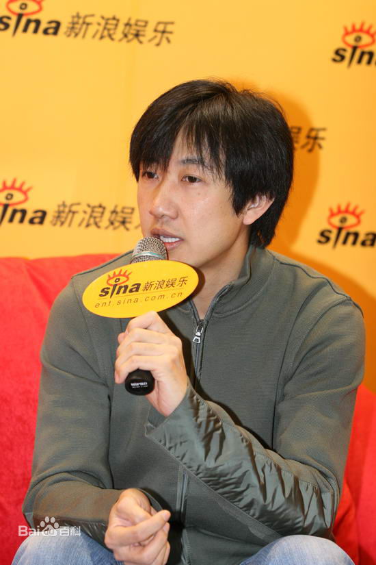 鄢颇导演图片图册