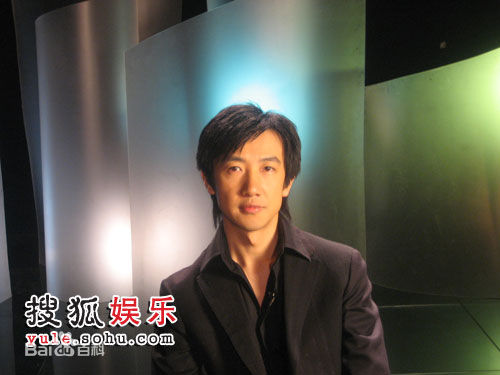 鄢颇导演图片图册