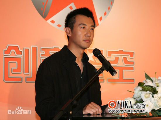 鄢颇新结婚时代导演图册