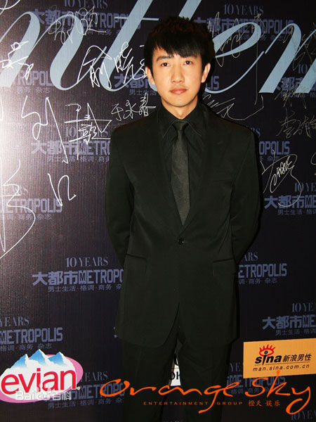 鄢颇新结婚时代导演图册