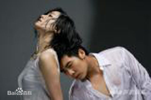 孟京辉话剧作品《恋爱的犀牛》演出最优质剧照