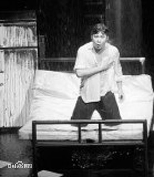 孟京辉话剧作品《恋爱的犀牛》演出最优质剧照