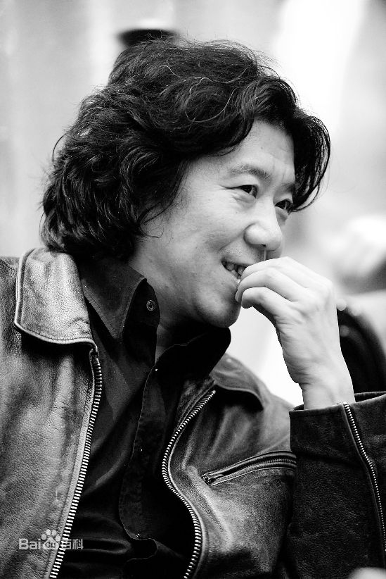 最新孟京辉性感图片