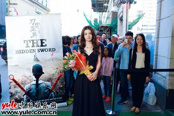 春夏《刀背藏身》最优质剧照