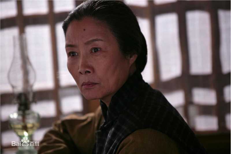 吕中2006年《寒夜》最新剧照