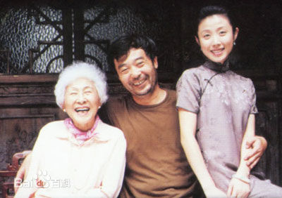 胡靖钒红玫瑰与白玫瑰前后照片