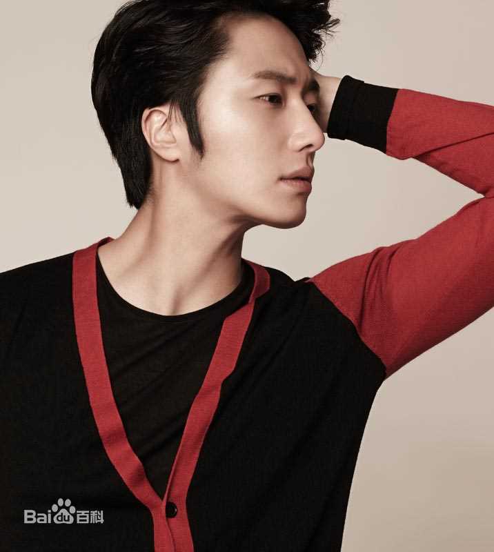 丁一宇(JungilWoo)笑靥如花性感图片壁纸