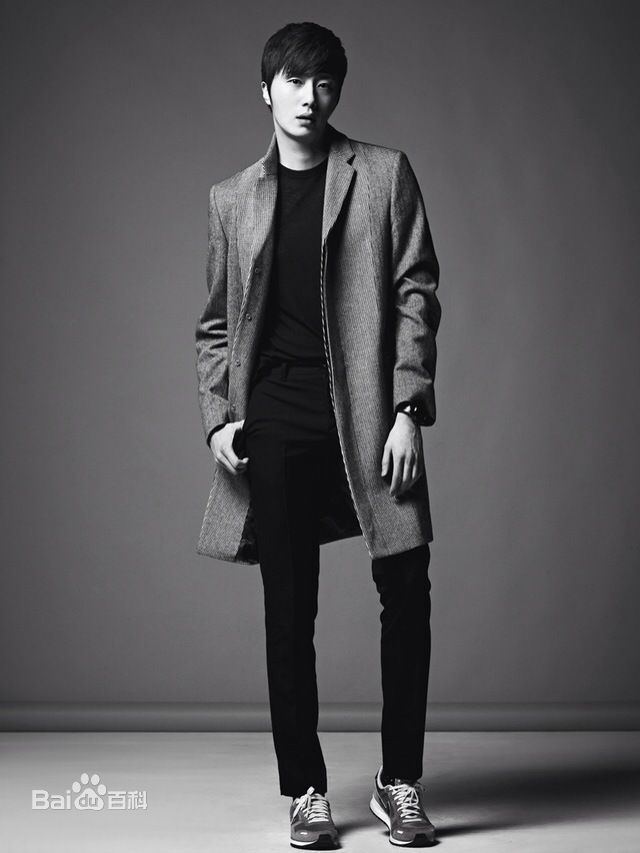 丁一宇(JungilWoo)笑靥如花性感图片壁纸