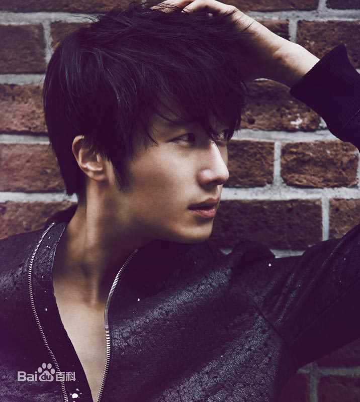 丁一宇(JungilWoo)笑靥如花性感图片壁纸