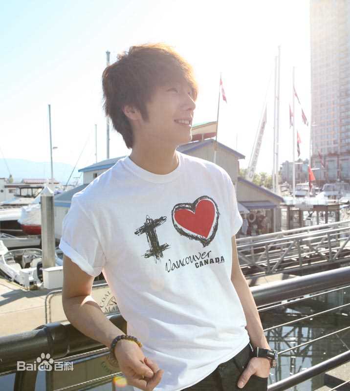 丁一宇(JungilWoo)笑靥如花性感图片壁纸