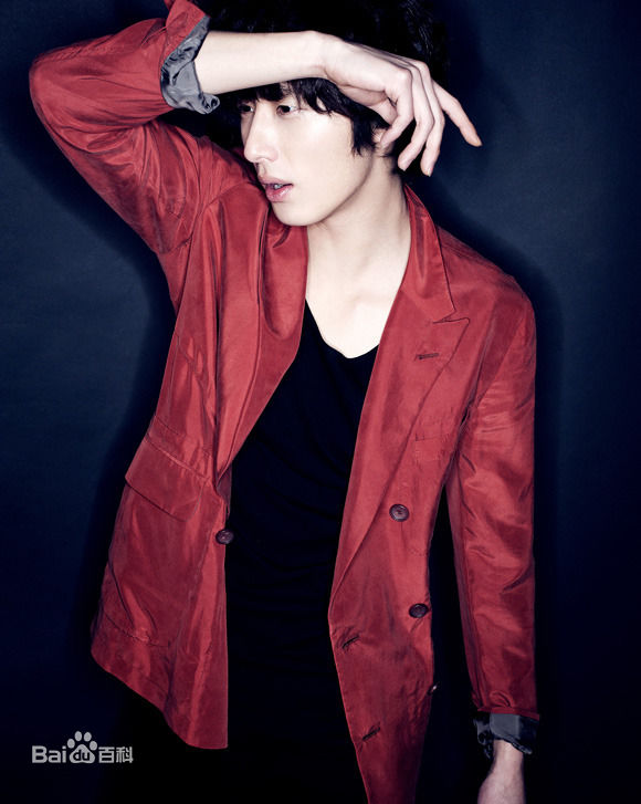 丁一宇(JungilWoo)笑靥如花性感图片壁纸