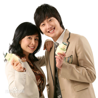 丁一宇(JungilWoo)允浩素颜照相册