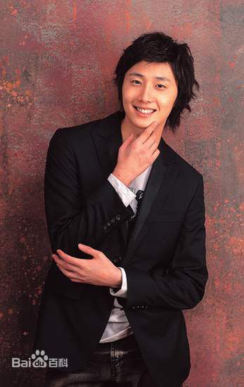 丁一宇(JungilWoo)允浩素颜照相册