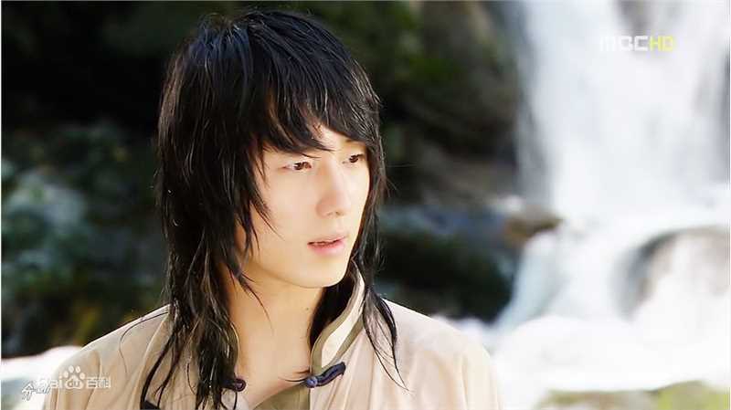 丁一宇(JungilWoo)一枝梅性感图片图集