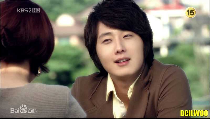 丁一宇(JungilWoo)泰伦xi生活照