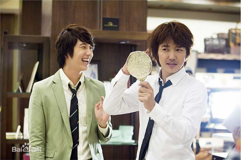 丁一宇(JungilWoo)泰伦xi生活照