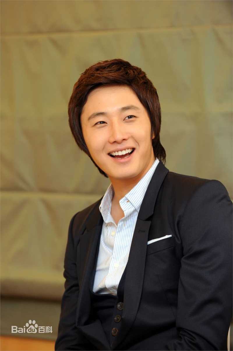 丁一宇(JungilWoo)泰伦xi生活照