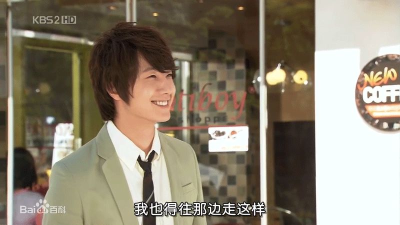 丁一宇(JungilWoo)泰伦xi生活照