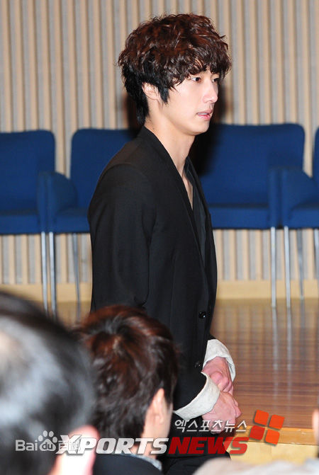 丁一宇(JungilWoo)调度员壁纸壁纸