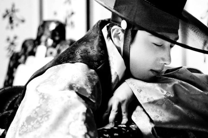 丁一宇(JungilWoo)阳明君图片图集