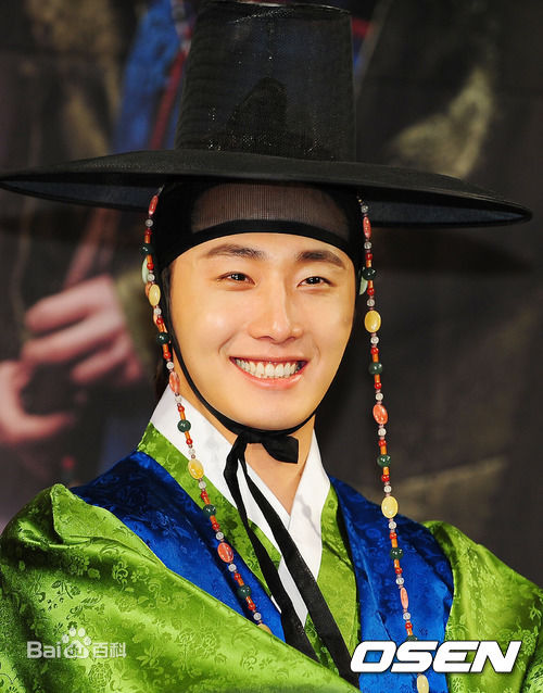 丁一宇(JungilWoo)阳明君图片图集