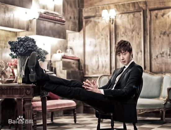 丁一宇(JungilWoo)徐检前后照片