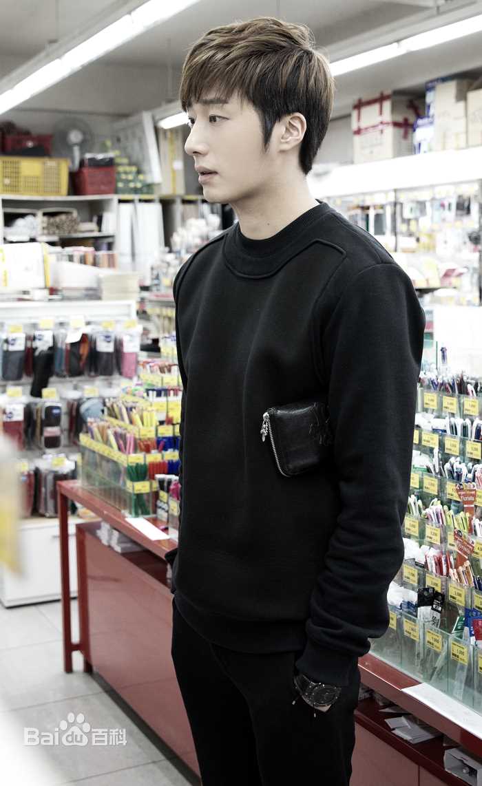 丁一宇(JungilWoo)徐检前后照片