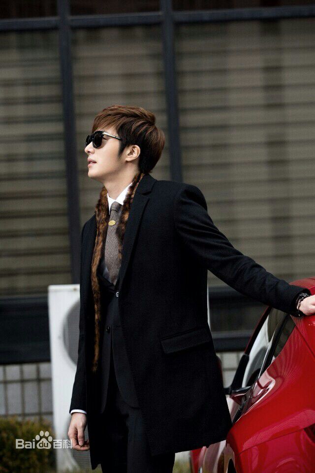 丁一宇(JungilWoo)徐检前后照片