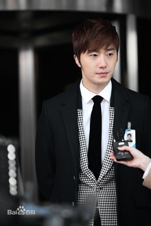 丁一宇(JungilWoo)徐检前后照片