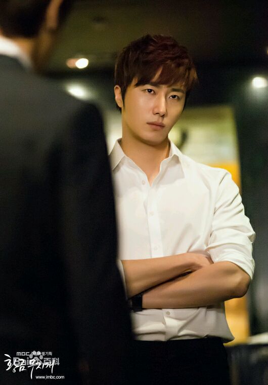 丁一宇(JungilWoo)徐检前后照片