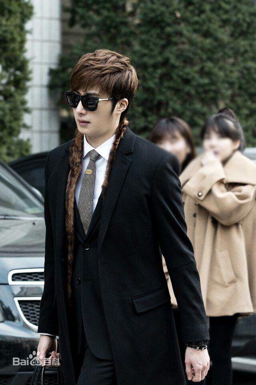 丁一宇(JungilWoo)徐检前后照片