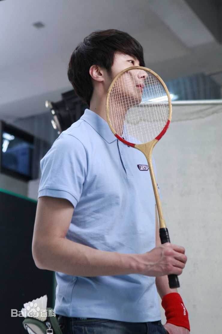 丁一宇(JungilWoo)最新运动服饰壁纸