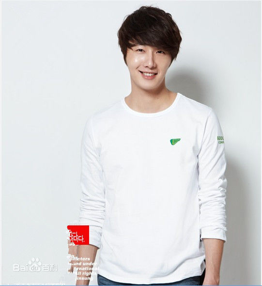 丁一宇(JungilWoo)最新运动服饰壁纸