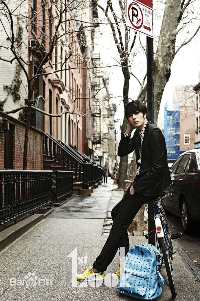 丁一宇(JungilWoo)纽约1st  LOOK画报图片图集