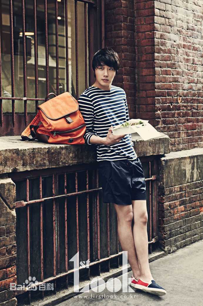 丁一宇(JungilWoo)纽约1st  LOOK画报图片图集